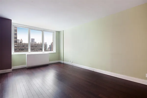 Rented by Douglas Elliman | media 27