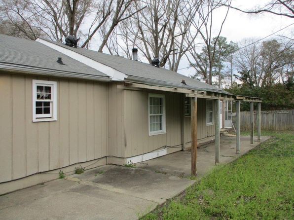 4629 McLain Cir, Acworth, GA 30101