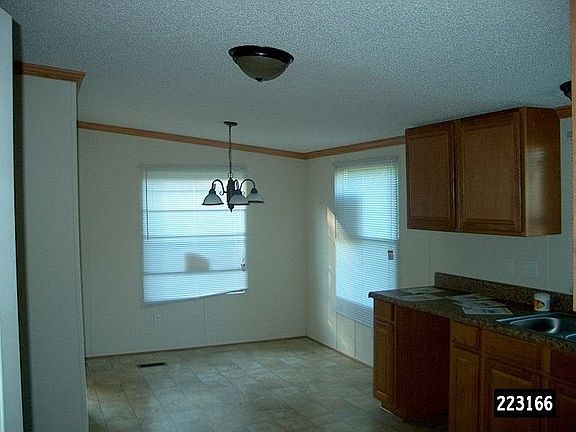 4th image of 103 Lochmeredr