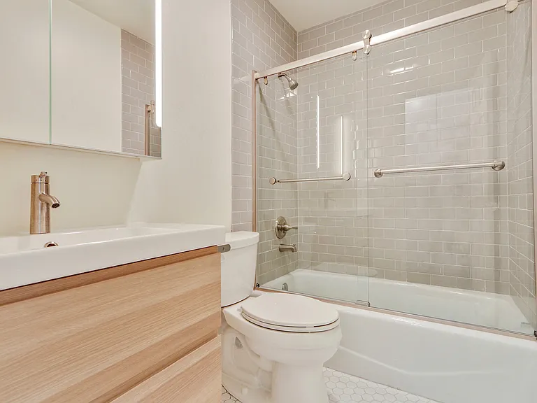 9600 Lucerne Ave — Photo 7