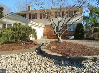 597 Clinton Ct, Mount Laurel, NJ 08054