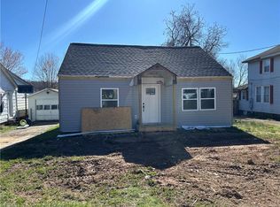 209 N 6th Ave, Mayodan, NC 27027