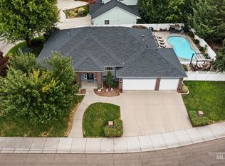 1738 N Golfview Way, Meridian, ID 83646