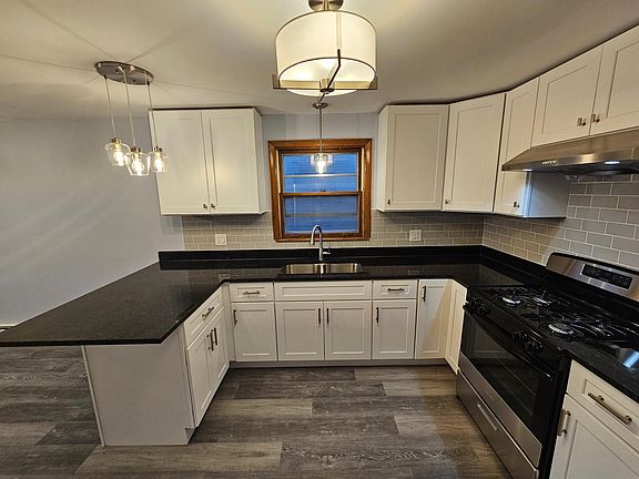 5th image of 4640 S Avers Ave Floor 2