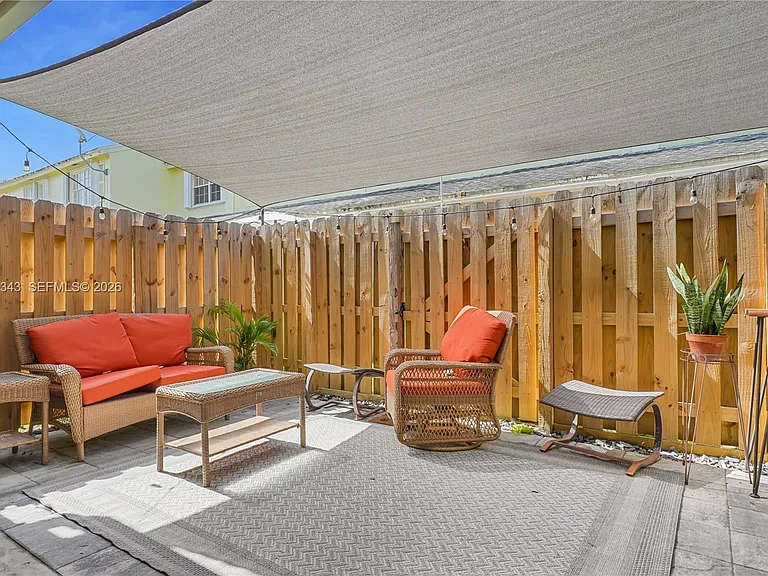 11838 SW 99th St #11838 — Photo 25