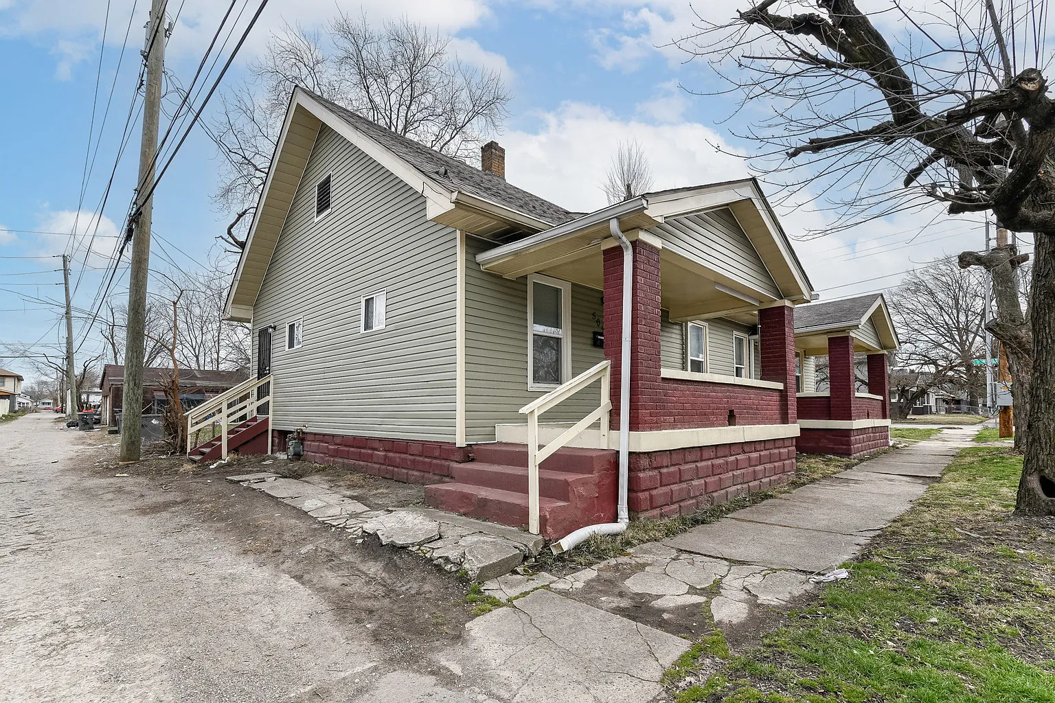 507 N Gladstone Ave photo 1