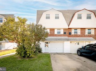 9027 Eastview St, Philadelphia, PA 19152