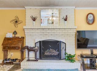 418 Mountain View Dr, Seneca, SC 29672