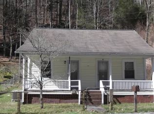 1824 Derby Rd, Appalachia, VA 24219