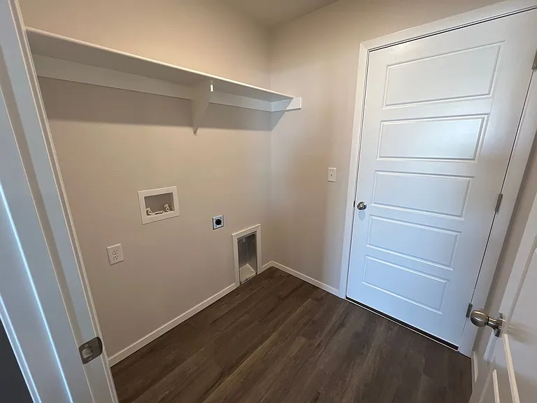3201 E Jacob Ln — Photo 15