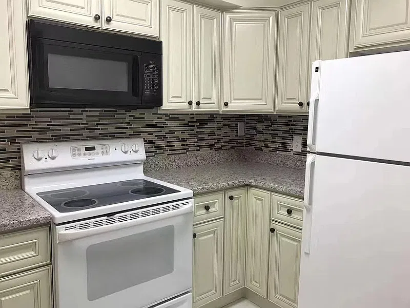 59 Brainerd Rd #207