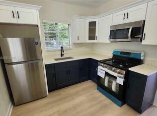 847 81st St APT 5, Miami Beach, FL 33141