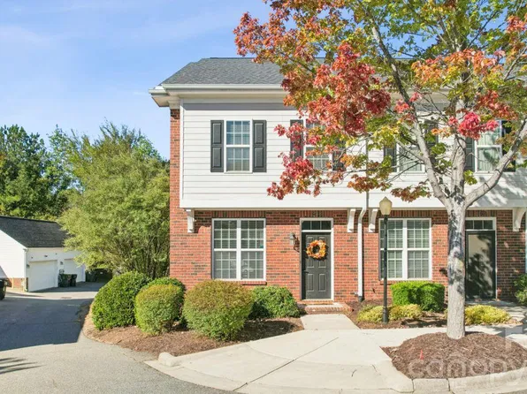 363 Beacon St NW, Concord, NC 28027