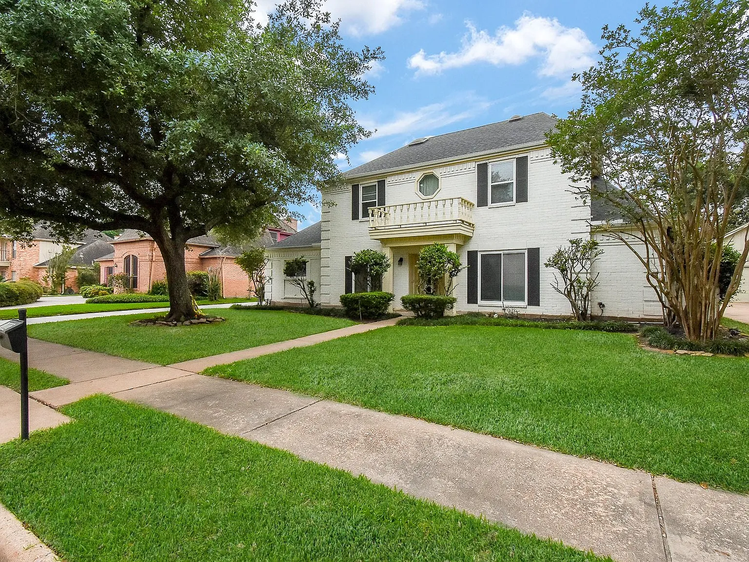 4 bed, 3.5 bath, 3340 sqft, $3,050 — Photo 2