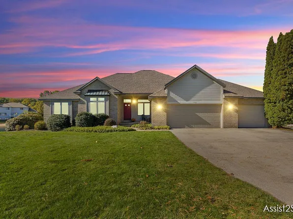 1909 Blue Isle Ct, Holland, MI 49424