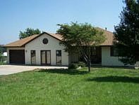 1st image of 904 Prairie Hill Dr
