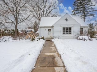 4579 North 105th STREET, Wauwatosa, WI 53225