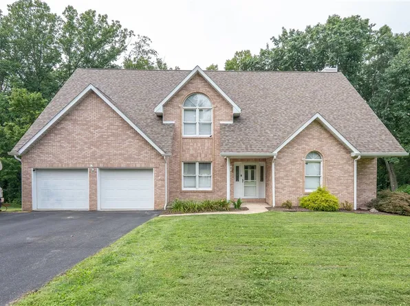 121 Johnson Rd, Greensburg, PA 15601