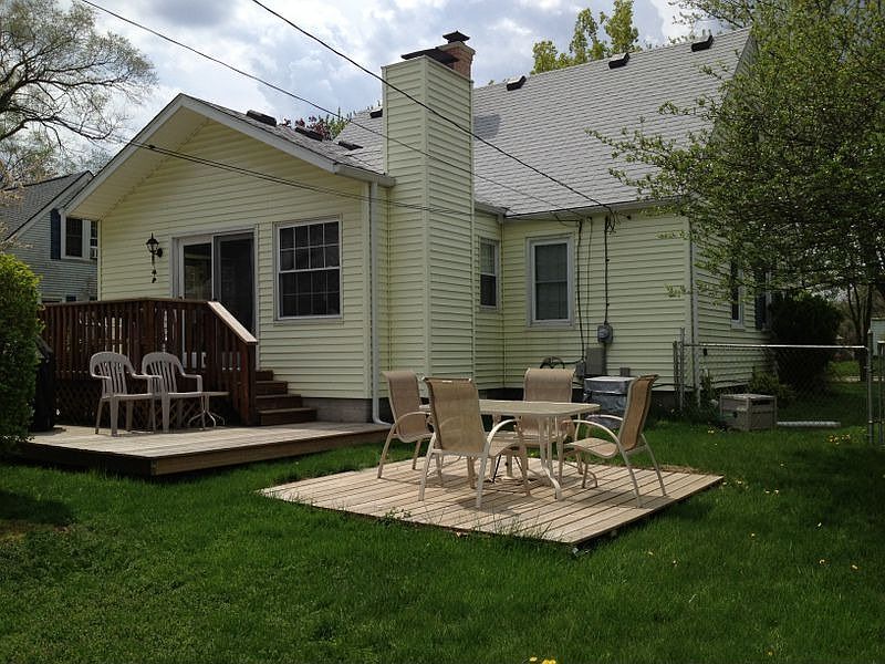1st image of 2823 Elmwood Ave