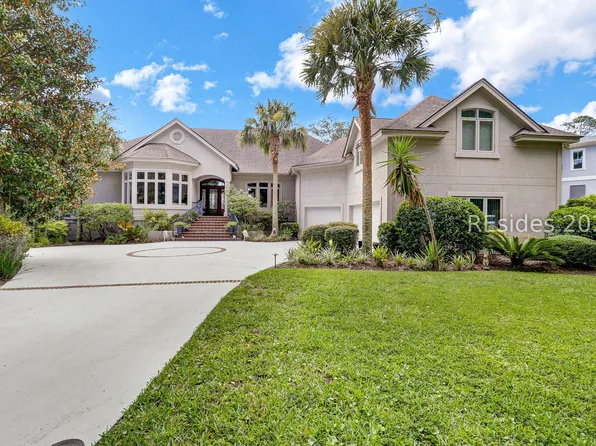 12 Hummock Place, Hilton Head Island, SC 29926