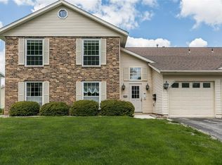 3912 Summerfield Ln NE #1 & 3, Cedar Rapids, IA 52402