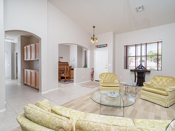 4th image of 17989 W Deneen Way