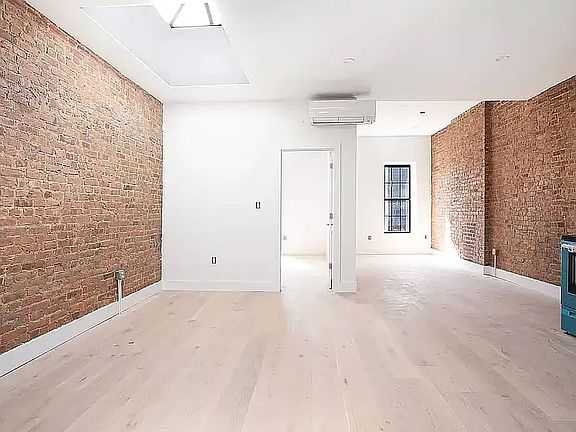 4th image of 311 E 119th St #7