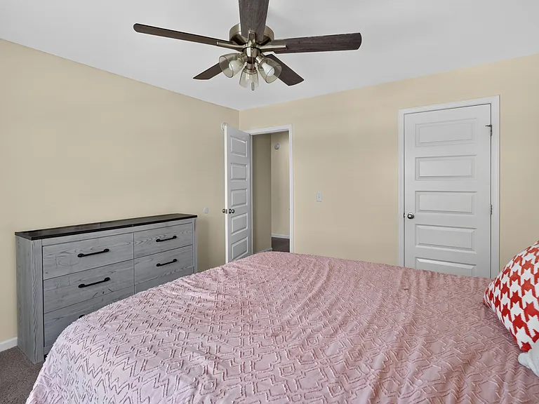195 Deerfield Dr NE — Photo 16