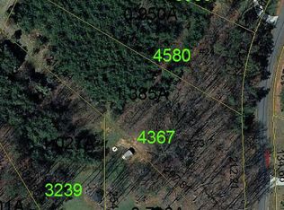 23 Curtis Ln, Pilot Mountain, NC 27041