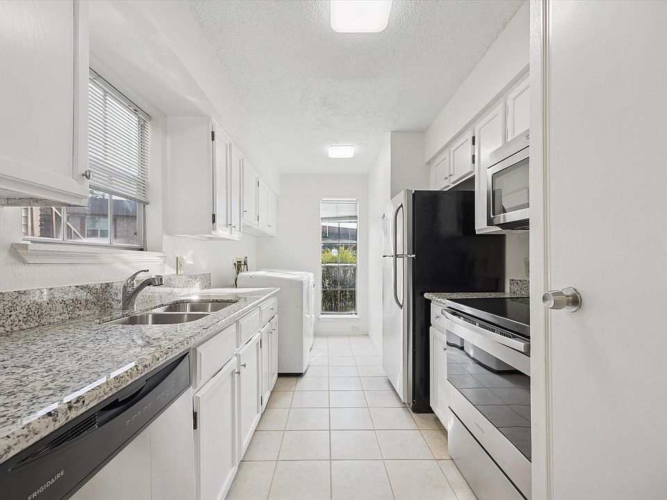 1st image of 2120 El Paseo St APT 2003