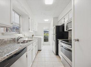 2120 El Paseo St APT 2003, Houston, TX 77054
