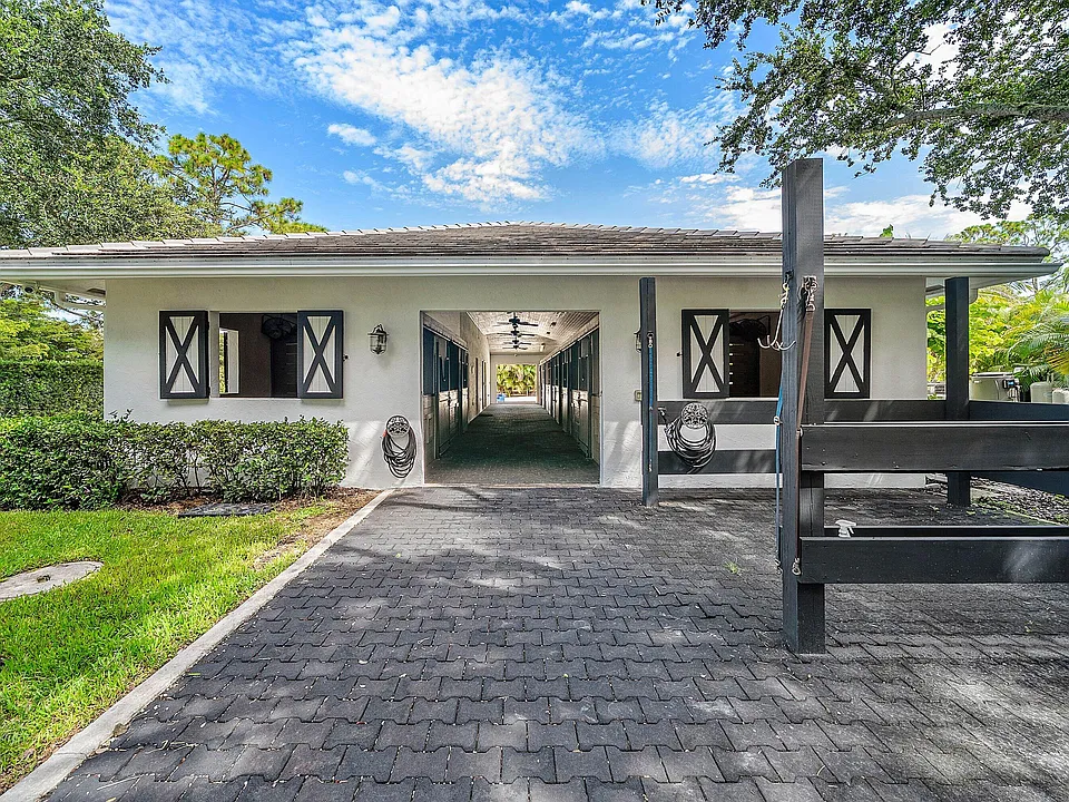 14565 Belmont Trce #BARN