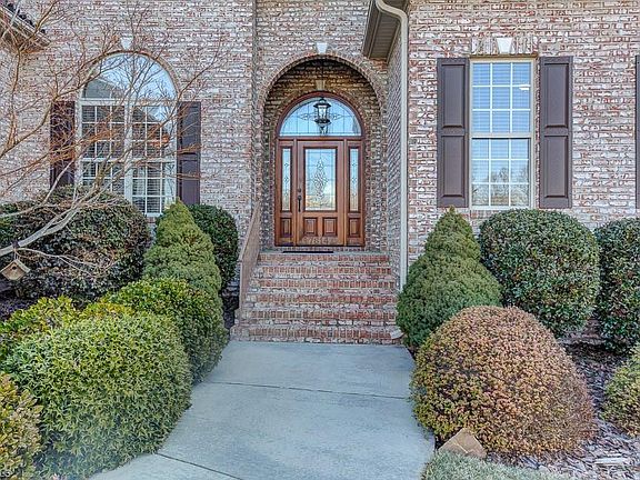 2nd image of 7614 Cedar Chase Dr