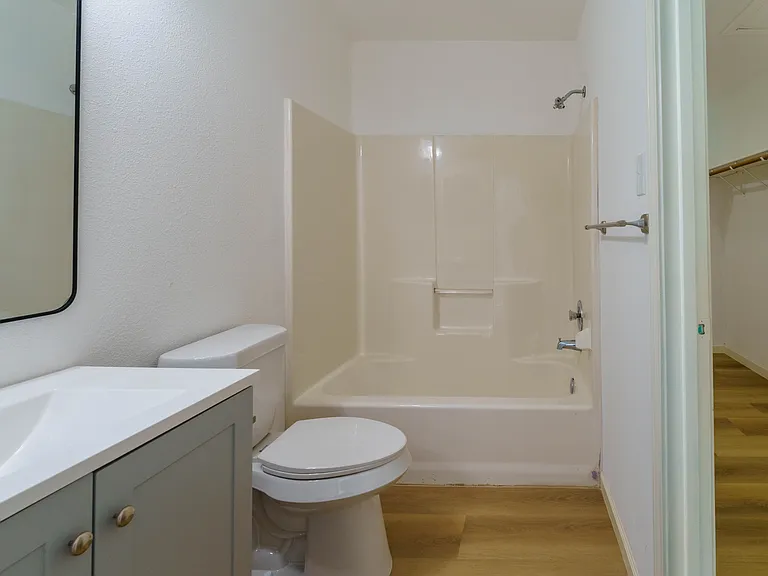 1109 Hilltop Dr — Photo 8