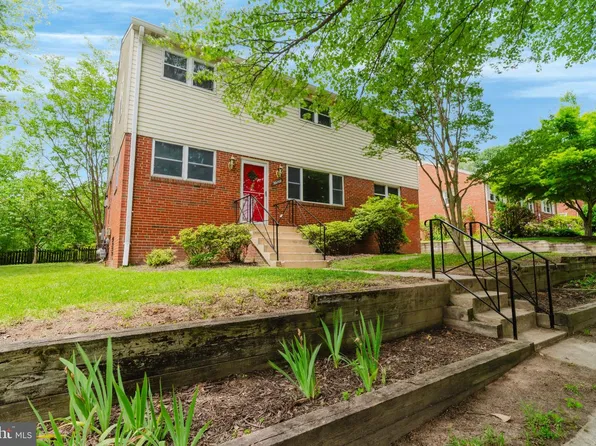 10200 Duvawn Pl, Silver Spring, MD 20902