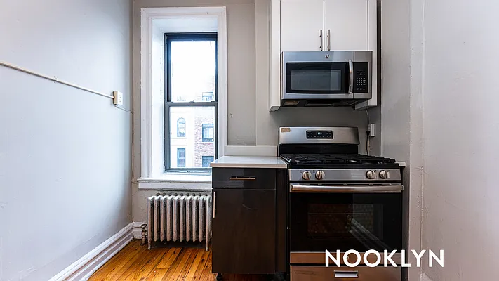 Rented by Nooklyn NYC LLC | media 4