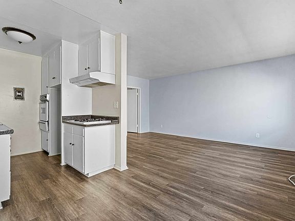 3rd image of 530 E Harvard Rd APT D