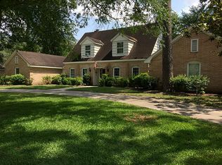 11931 Broken Bough Dr, Houston, TX 77024