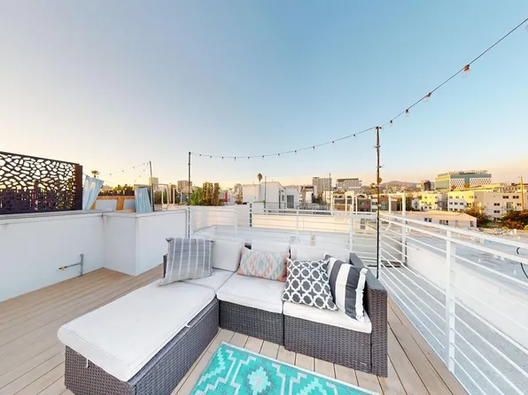 1242 Gordon St, Los Angeles, CA 90038