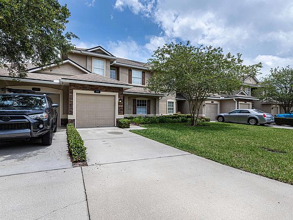 3rd image of 289 Wooded Crossing Cir