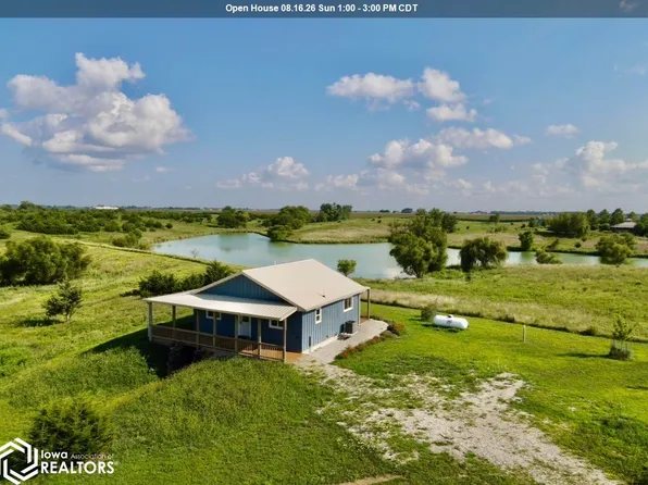 1569 Jasmine Ave, Fairfield, IA 52556