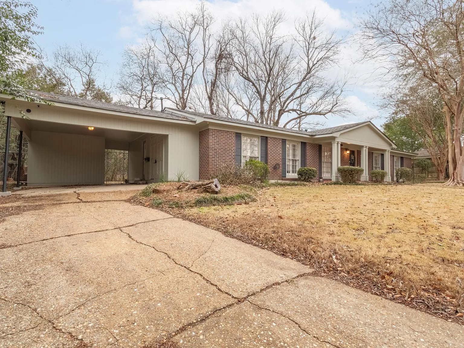 3 bed, 1878 sqft, $1,440 — Photo 2