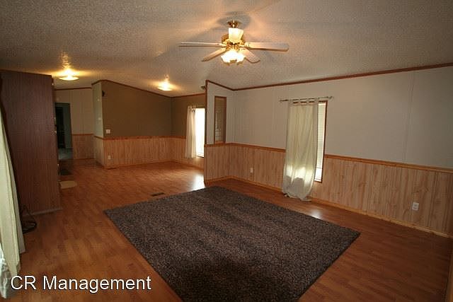 1st image of 2732 Donna Ave
