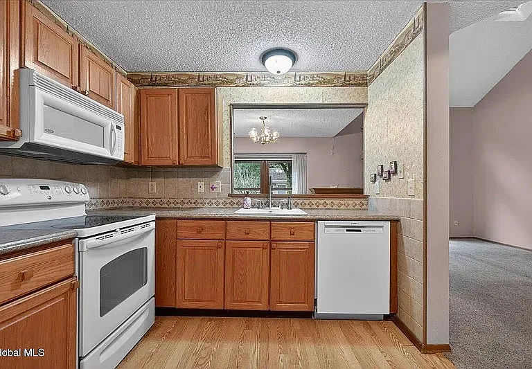 112 Stoney Creek Dr — Photo 12