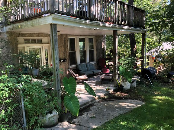 Front Porch 1908 First Floor