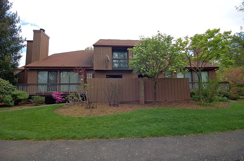 1st image of 124 BLUEBIRD DR 1B