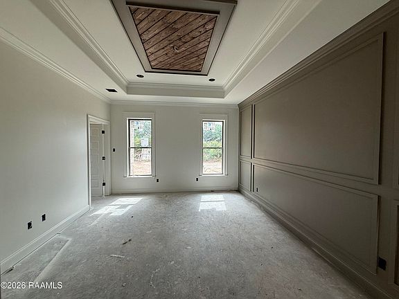5th image of 721 Whispering Meadows Rd