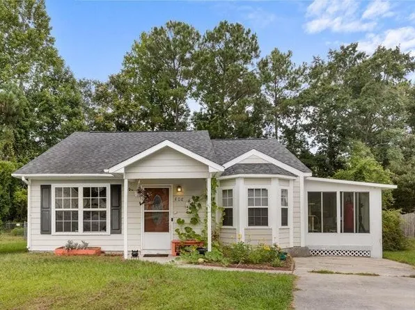 408 Somerset Cove, Jacksonville, NC 28546