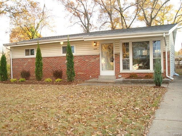 1st image of 624 Sessions Ave
