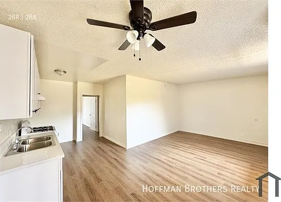 15556 Nordhoff St #201 — Photo 10